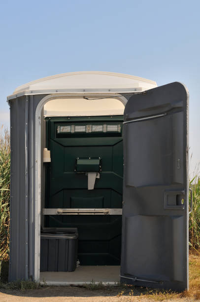 Best Porta potty delivery and setup  in Beaverton, MI